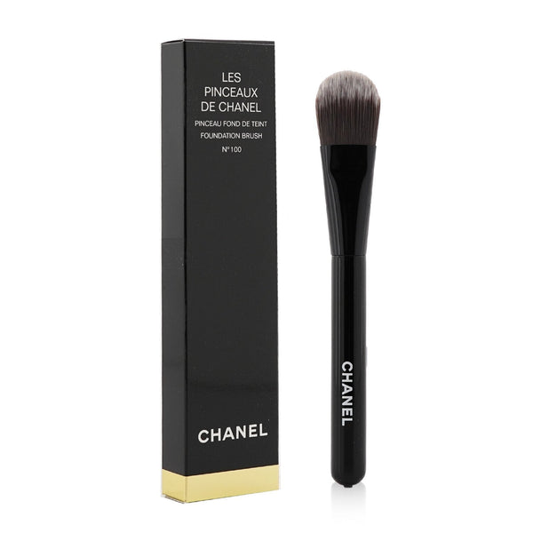 Chanel Les Pinceaux De Chanel Foundation Brush N°100