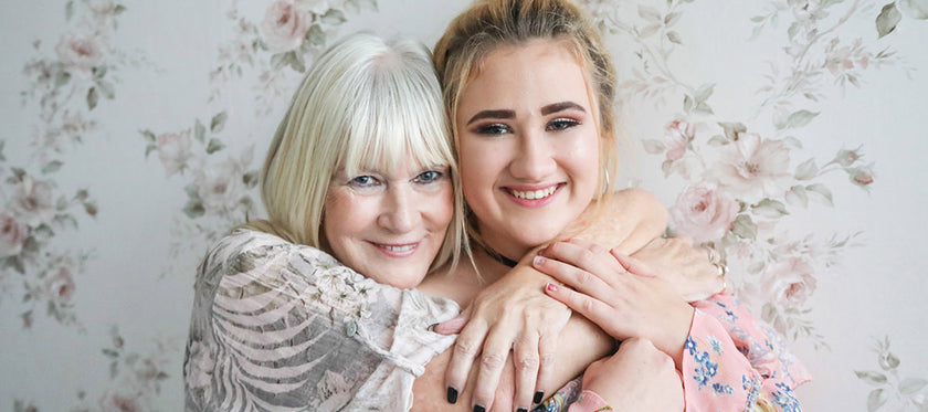 Celebrate mum with indulgent beauty gifts. From fragrances to skincare, we've rounded up best gifts for Mum at Fresh Beauty Co. New Zealand.