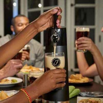 Fizzics Create draft beer taste?Home-style beer machine ? Draft Pour ...
