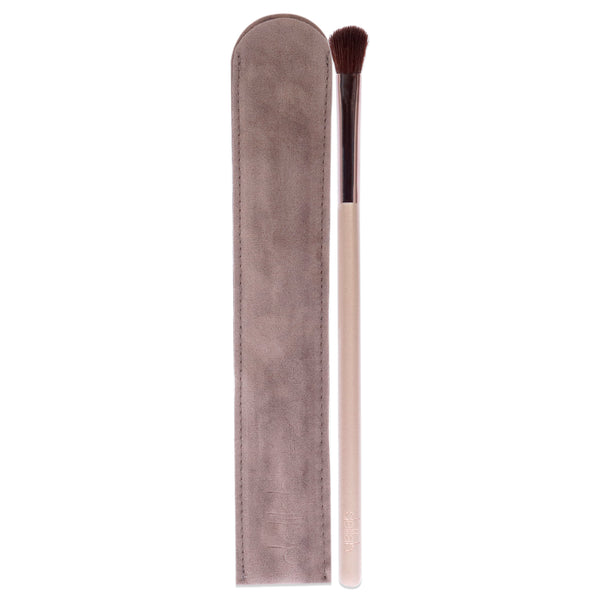 Delilah Eyeshadow Brush - BR05 by Delilah for Women - 1 Pc Brush