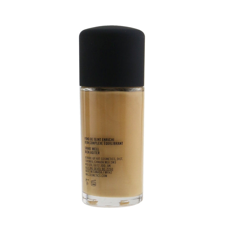 MAC Studio Fix Fluid SPF15 - NC20  30ml/1oz