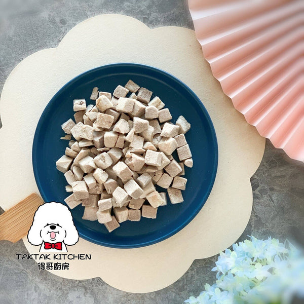 TAKTAK KITCHEN Freeze Dried Duck Cubes(Healthy Snack)|For Cats And Dogs Snack  70g
