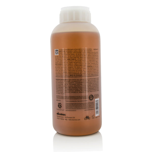 Davines Solu Clarifying Solution Shampoo (For All Hair Types)  1000ml/33.8oz