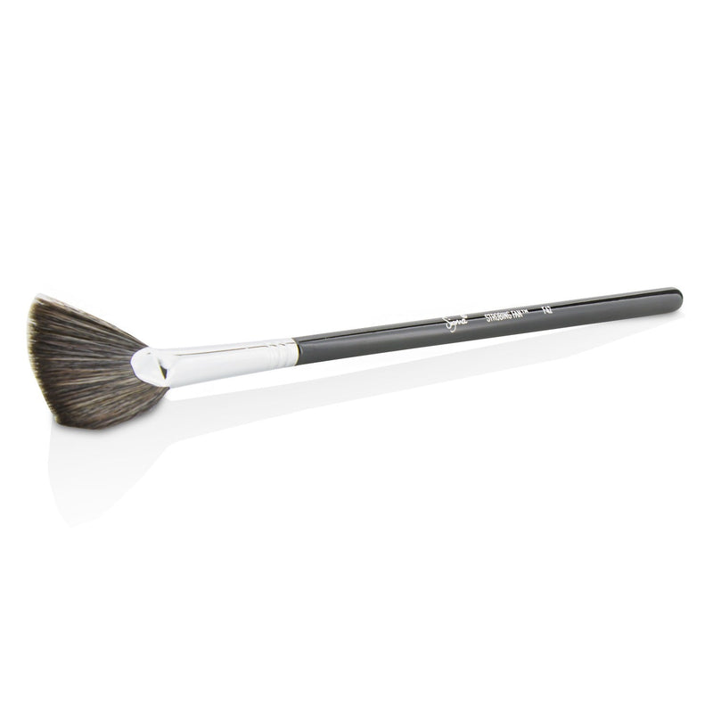 Sigma Beauty F42 Strobing Fan Brush