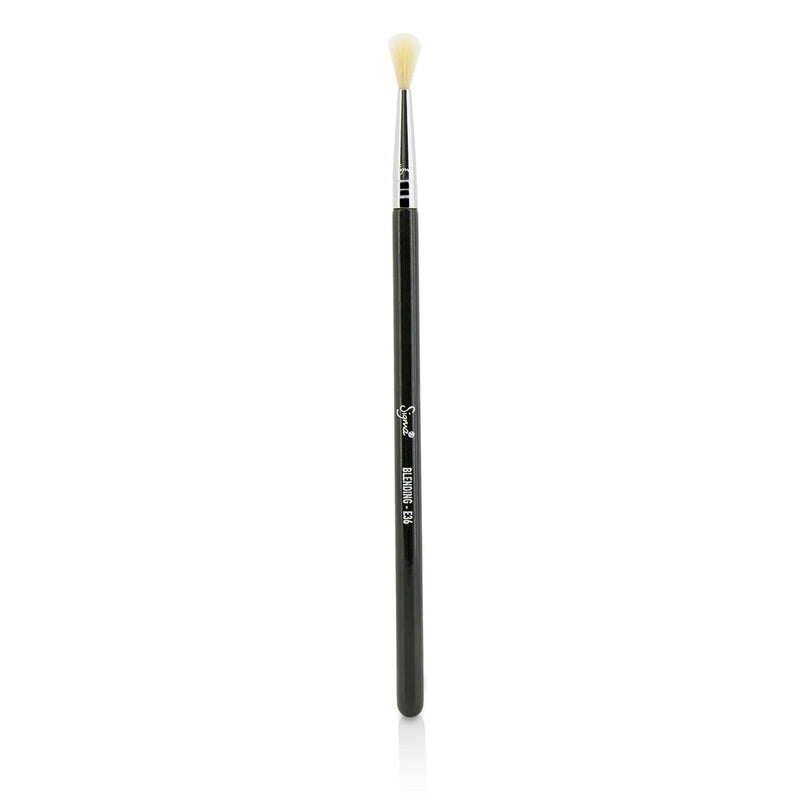 Sigma Beauty E36 Blending Brush 