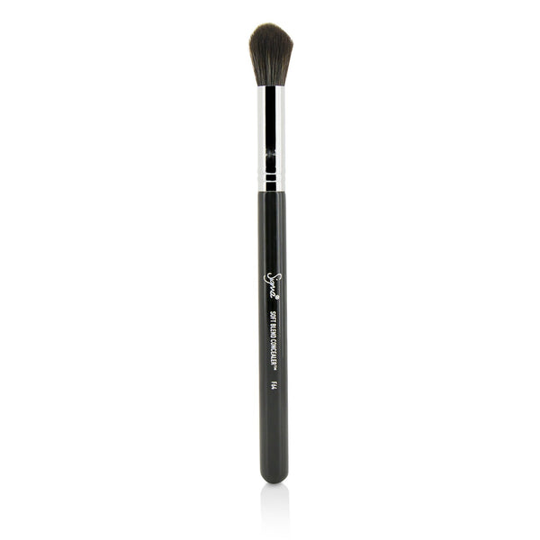 Sigma Beauty F64 Soft Blend Concealer Brush 