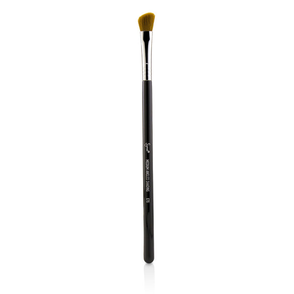 Sigma Beauty E70 Medium Angled Shading Brush 