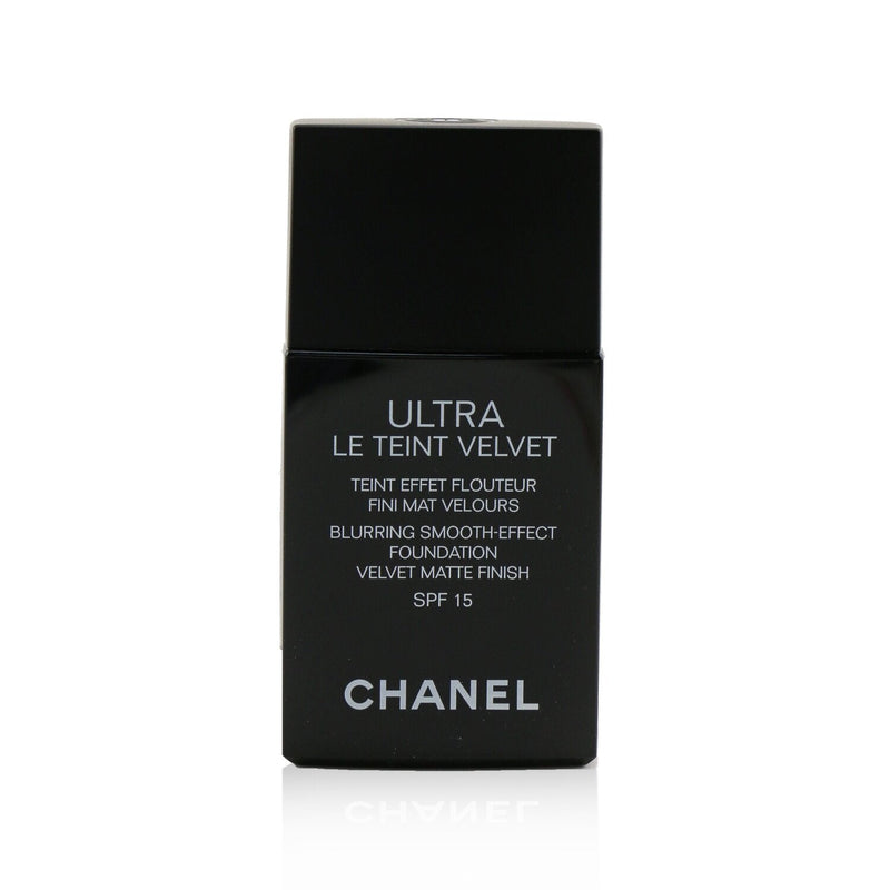 CHANEL Perfection Lumière Velvet Smooth Effect Makeup SPF 15, in a glorious  #10 Beige