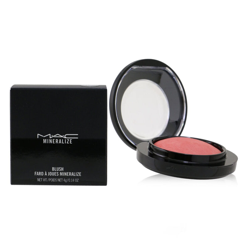 MAC Mineralize Blush - Hey, Coral, Hey... (Bright Pink Coral) 