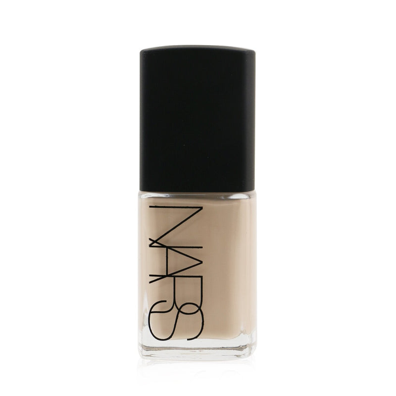 NARS Sheer Glow Foundation - Syracuse (Medium Dark 1)  30ml/1oz