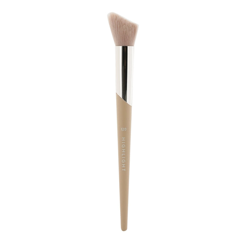 Fenty Beauty by Rihanna Cheek Hugging Highlight Brush 120