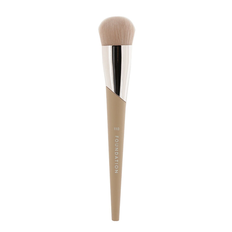 Fenty Beauty by Rihanna Full Bodied Foundation Brush 110