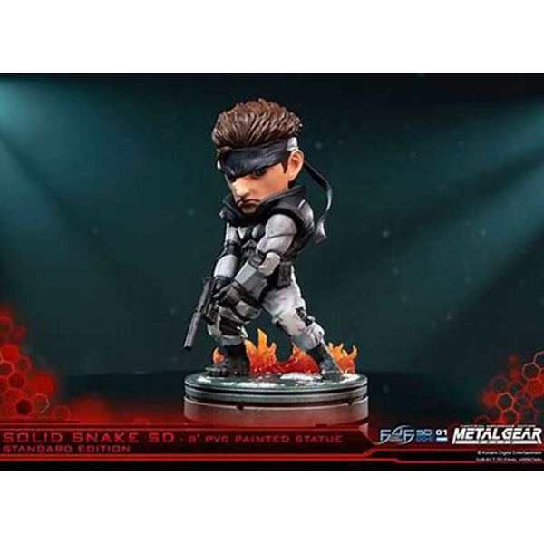 FIRST 4 FIGURES Metal Gear Solid: Solid Snake SD (Standard Edition)  20cmx12cmx14cm