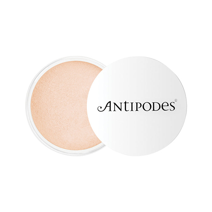 Antipodes Performance Plus Mineral Foundation with SPF 15 Ivory 11g