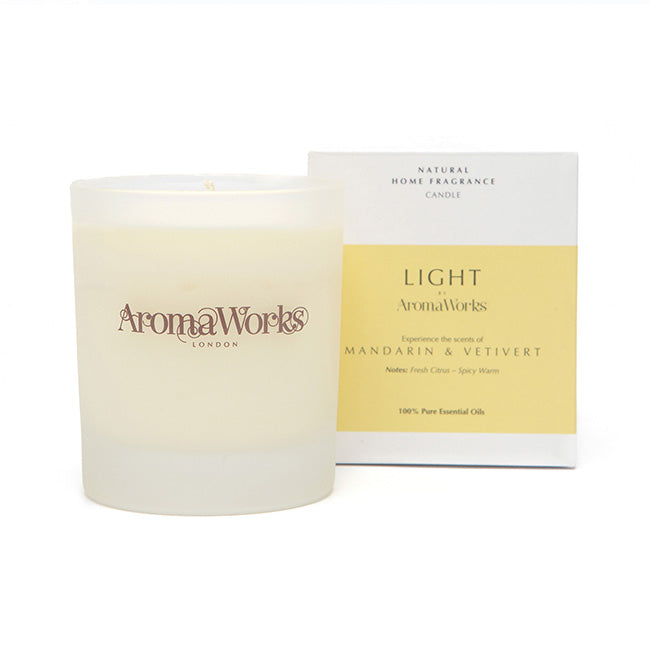 Aromaworks Light Candle - Mandarin and Vetivert by Aromaworks for Unisex - 7.76 oz Candle